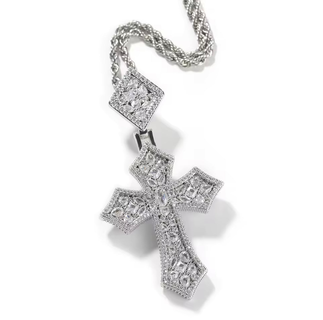 PINGENTE CLUSTERED CROSS - BANHADO A PRATA 925