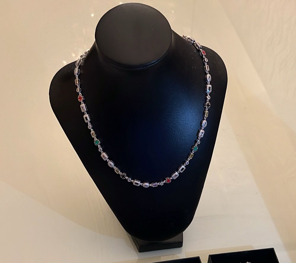Corrente com Pedras Múltiplas TS