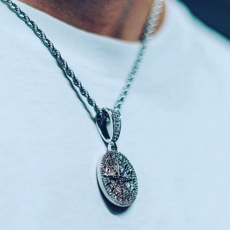 PINGENTE ICED COMPASS - BANHADO A PRATA 925